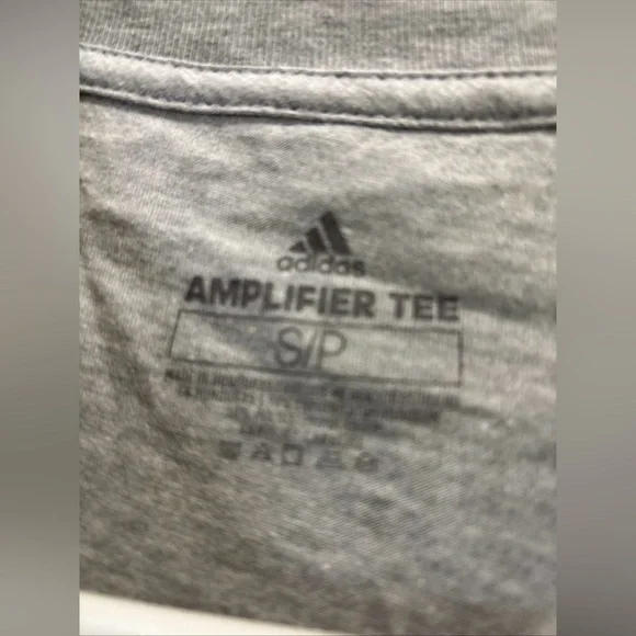 Adidas amplifier women’s Gray Long Sleeve Shirt - Picture 3 of 5